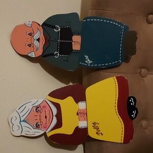 Vintage Old Man & Old Lady Wooden Shelf Sitters. Jeffrey Snyder New York. 11" T